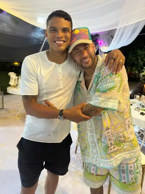 非沉溺于过 非沉溺于过